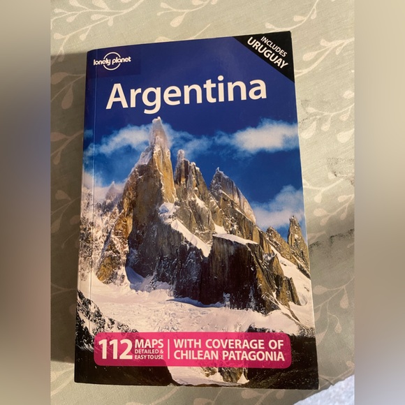 Lonely Planet Argentina/Uruguay Guide - Picture 1 of 3